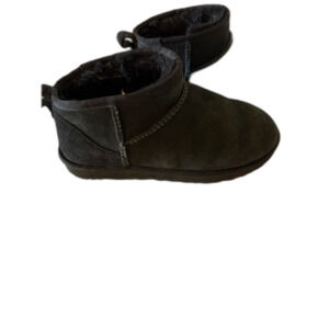 Ugg Classic Ultra Mini Boots Black Suede Leather Great Soles Sz 9 Gorgeous
